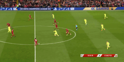 突破制造任意球