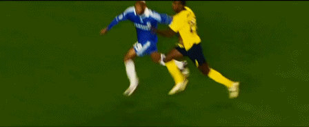 阿比达尔被红牌罚下