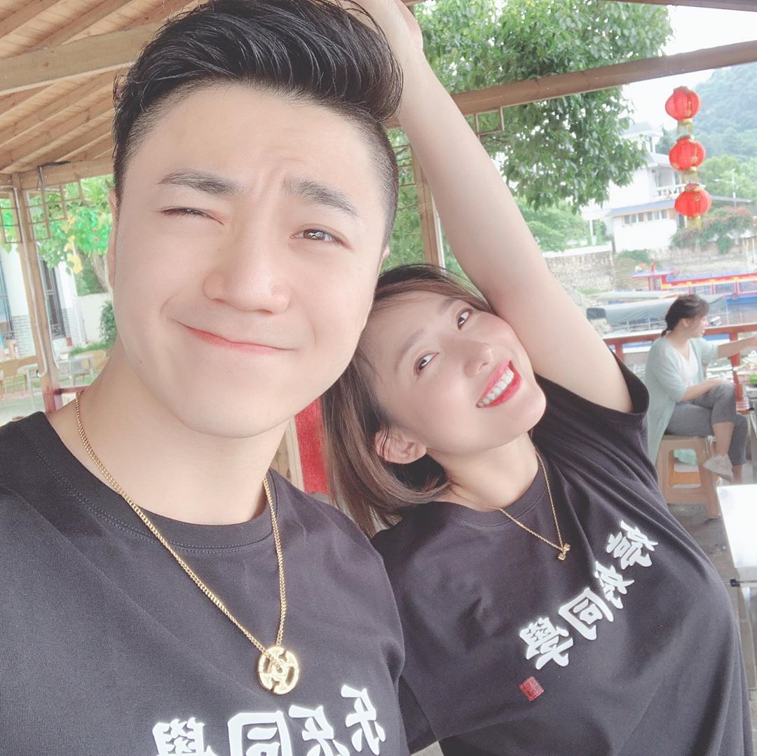 中甲美女老总恋情曝光 男友是健身狂魔