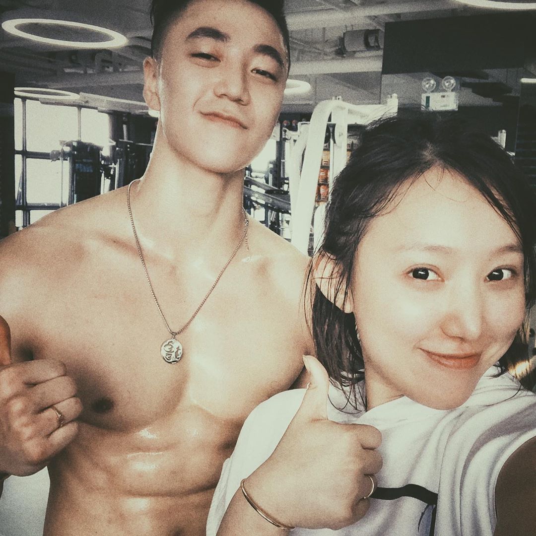 中甲美女老总恋情曝光 男友是健身狂魔