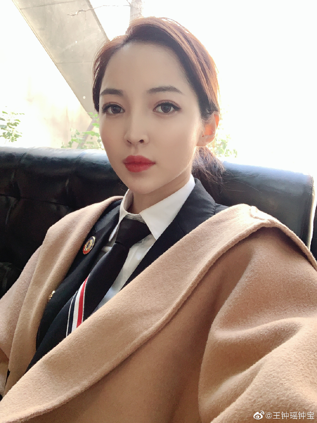 最美台球女裁判王钟瑶执裁