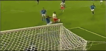 最黑黑哨认错！02年韩国的恶犯