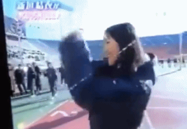 青涩！17岁新垣结衣初见日本球星