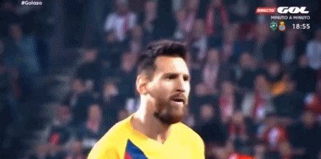 咋想？丢球后梅西久久盯着巴帅
