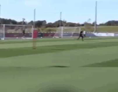 拉什福德训练上表现惊艳