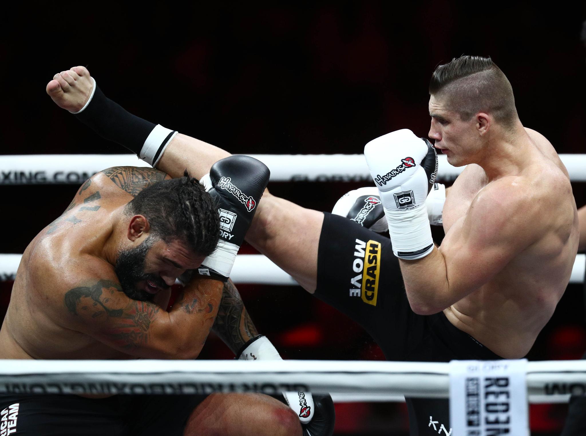 亚历克斯-佩雷拉出场