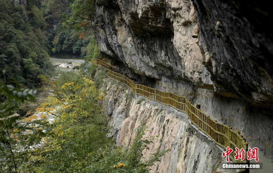 四川南江米仓古道风景如画