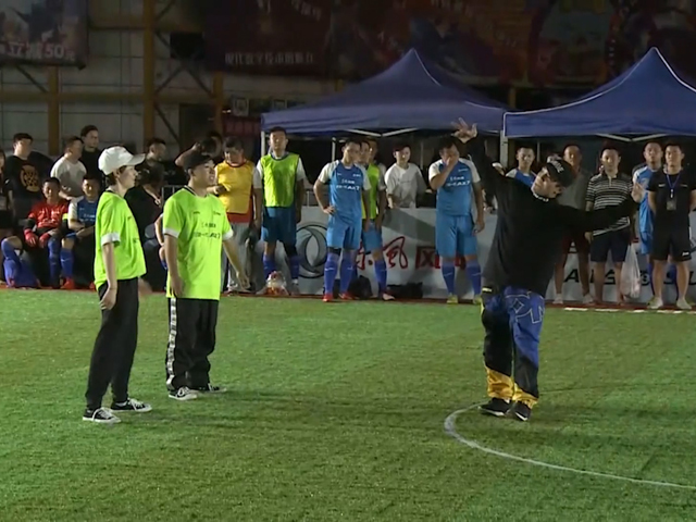 足金重庆站街舞Battle秀