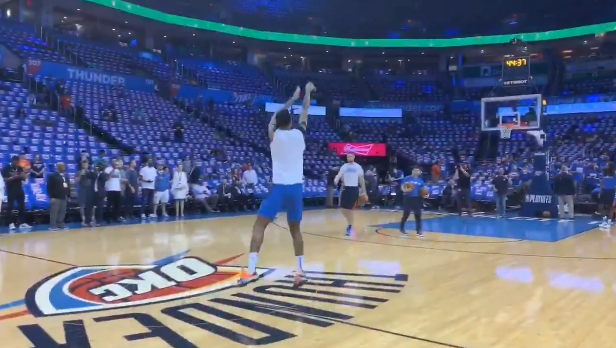 肥顿LOGO区神射大战PK泡椒