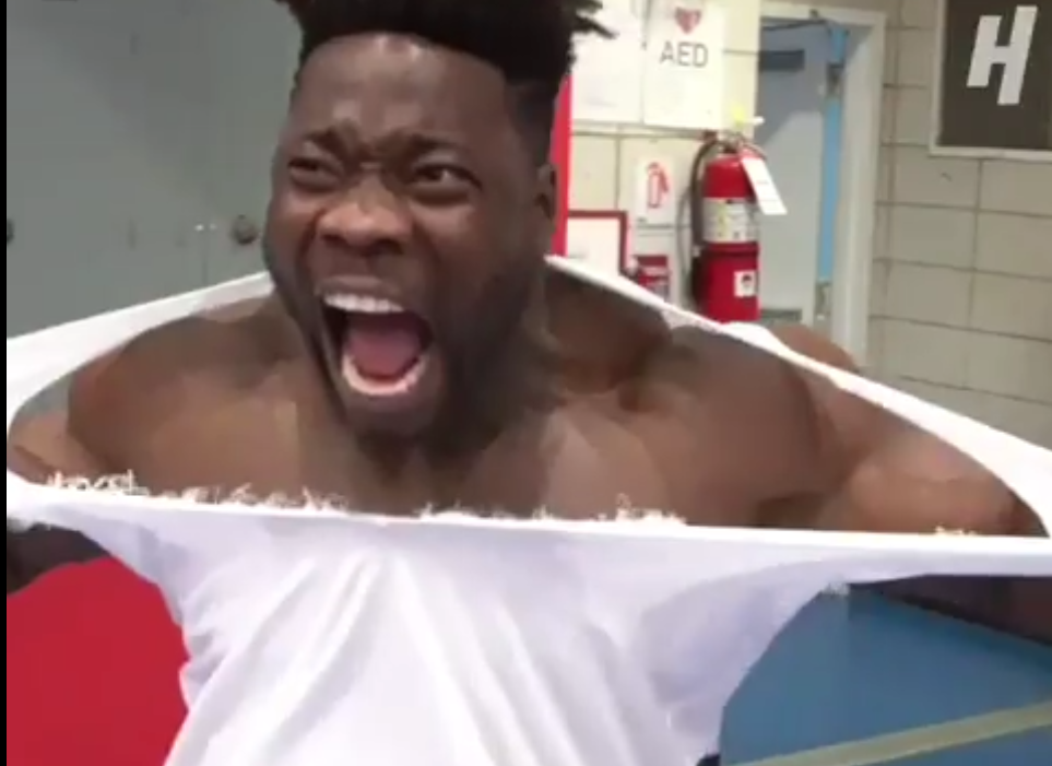 网友恶搞锡安在鹈鹕首季