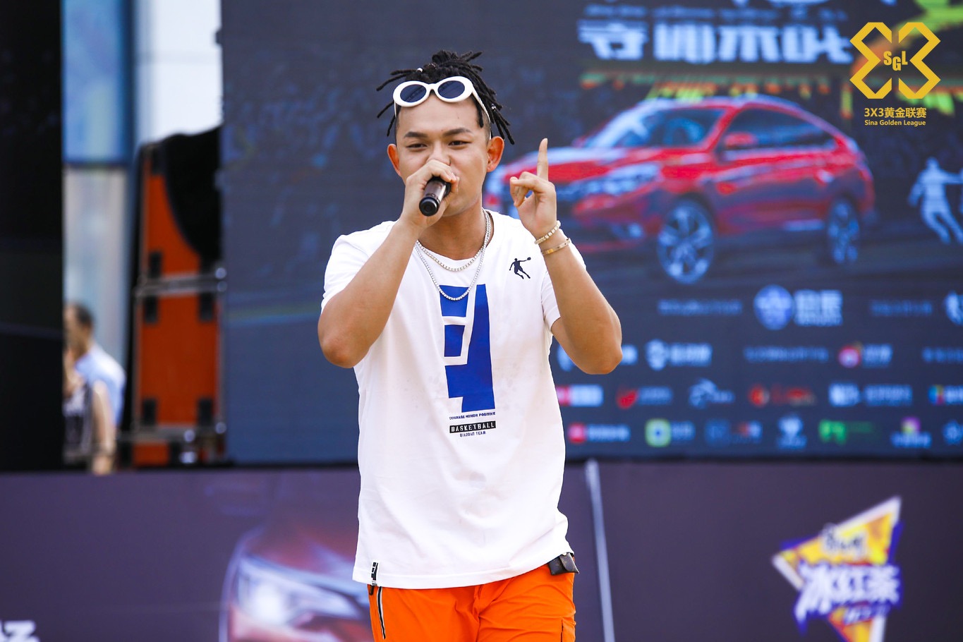 为练球请私教嘻哈音乐人黄旭篮球让我享受