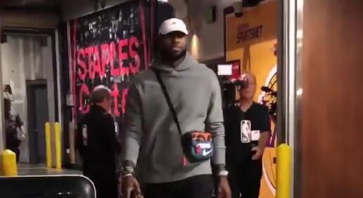 詹姆斯迎斯台普斯首秀！