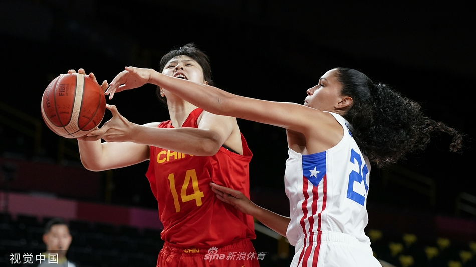 中国女篮97-55波多黎各 李月汝21分12篮板