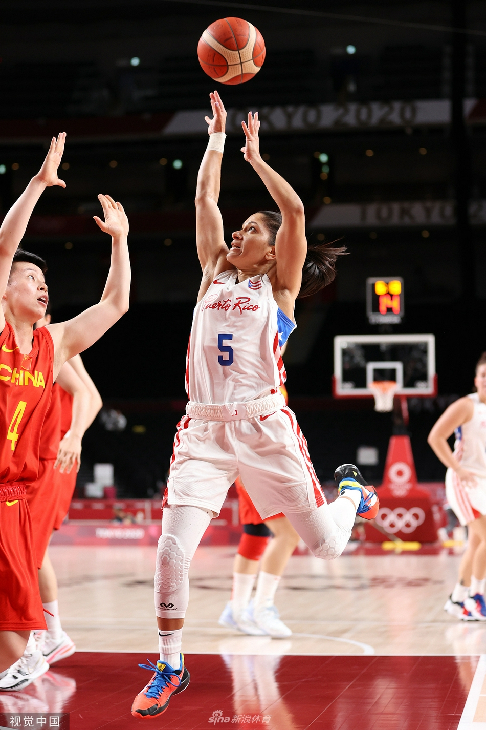 中国女篮97-55波多黎各 李月汝21分12篮板