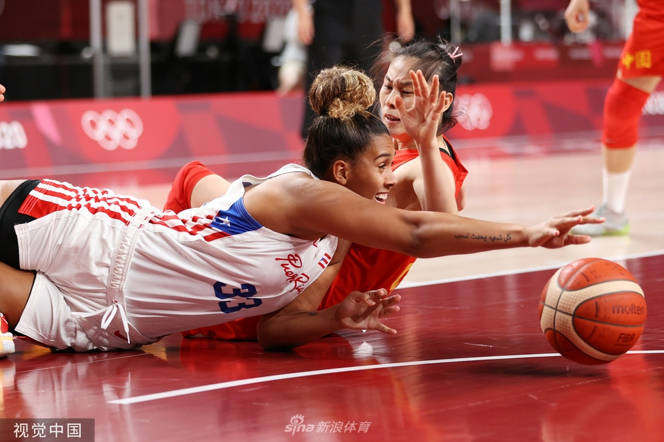 中国女篮97-55波多黎各 李月汝21分12篮板