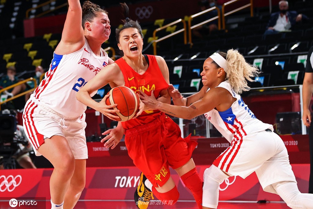 中国女篮97-55波多黎各 李月汝21分12篮板