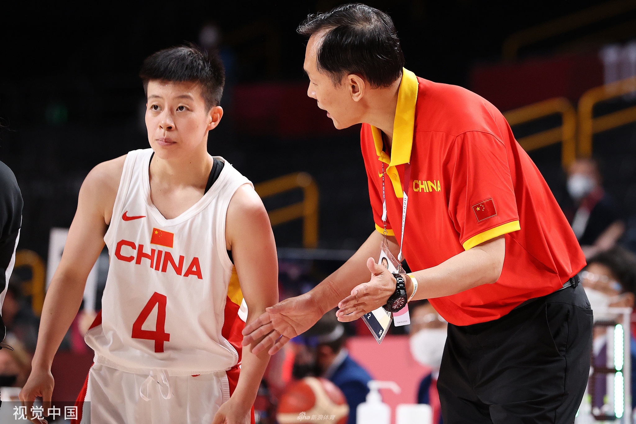 中国女篮74-62比利时 小组赛三战全胜！