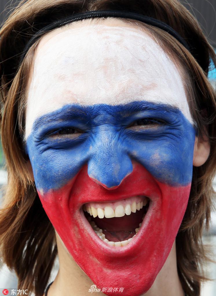 策划-拼特色!世界杯首日脸谱彩绘盘点