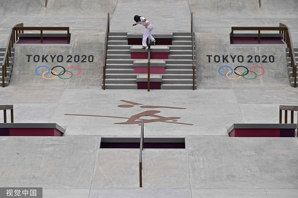 中国国家滑板队曾文蕙出战