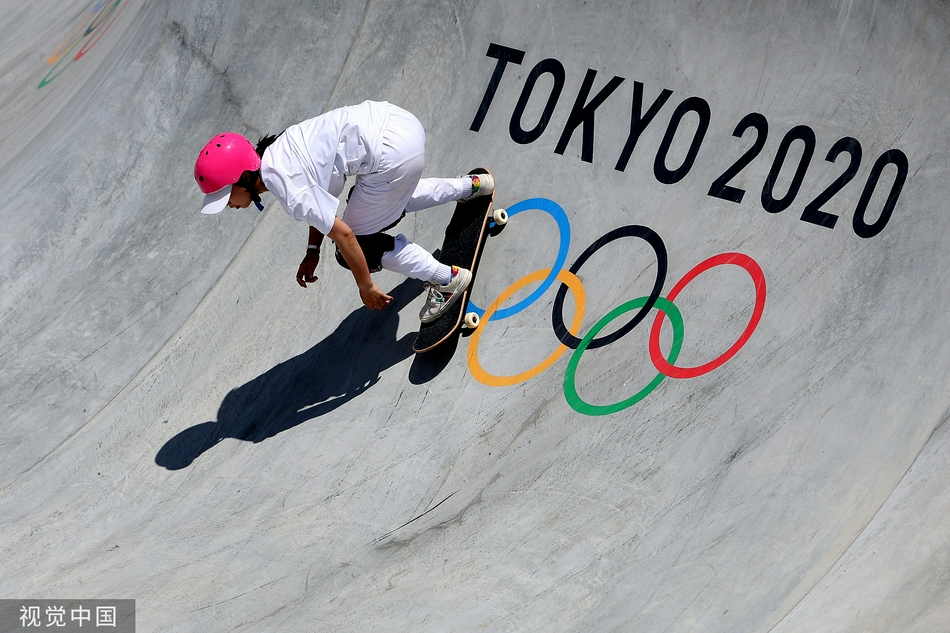 中国滑手张鑫出战