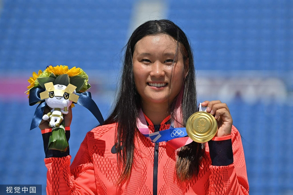 日本滑手Sakura夺得冠军