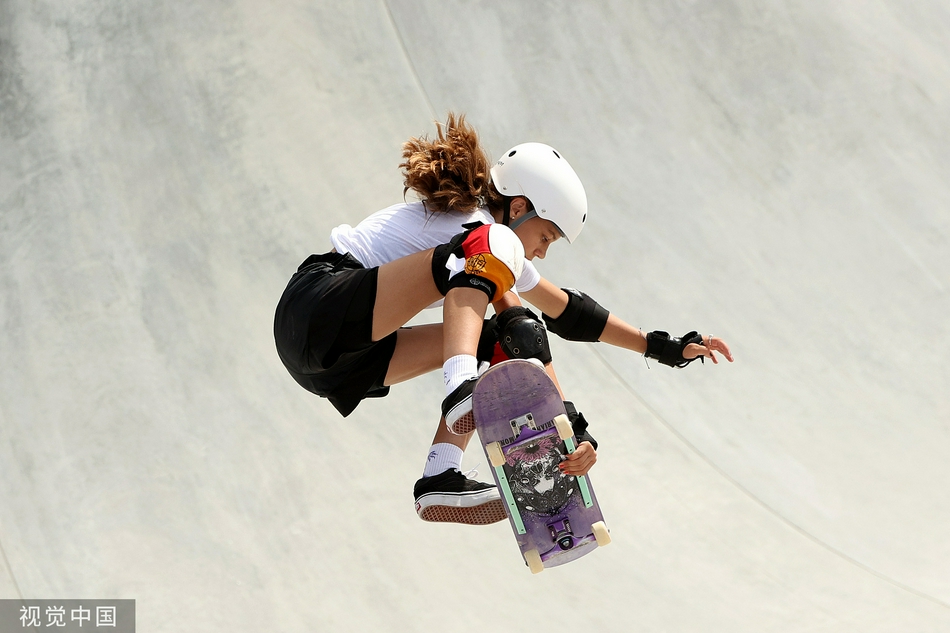 外国小将在比赛中