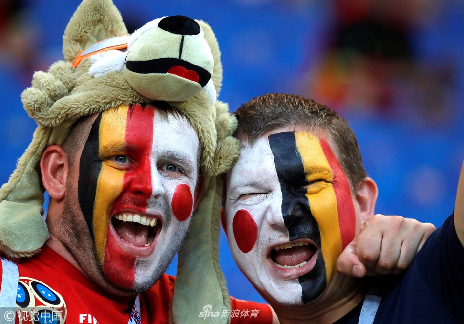 策划-世界杯第18比赛日彩绘脸谱