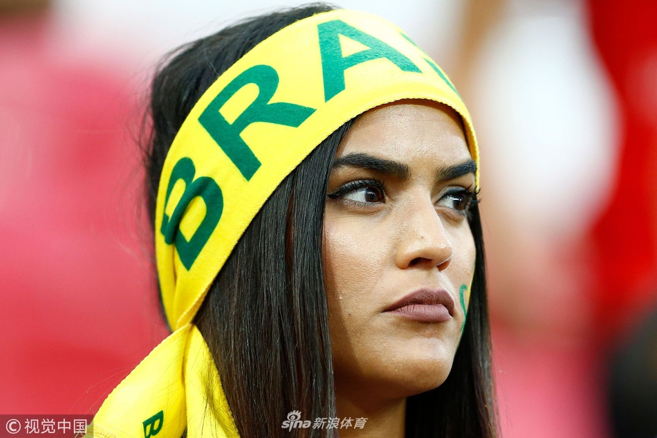 策划-世界杯1/4决赛美女盘点