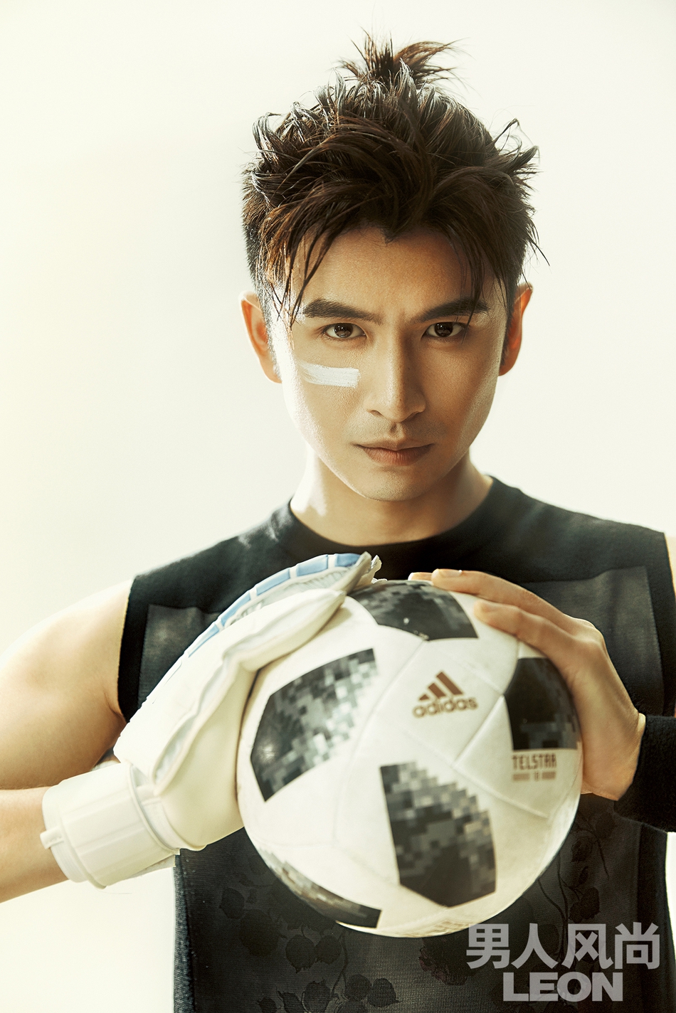 张云龙化身高燃足球少年