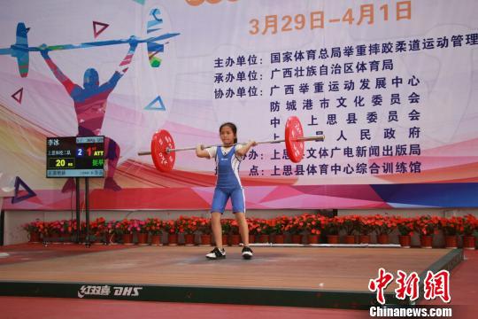 图为比赛现场。 钟欣 摄