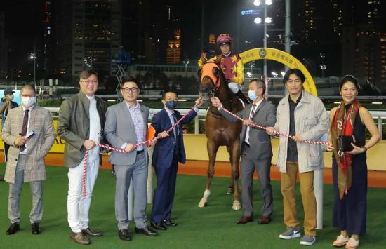 【跑马地赛事】波健士首进香港凯旋门