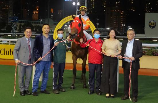 【跑马地赛事】波健士首进香港凯旋门