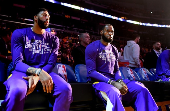 整整10年了,詹姆斯這次真急了,湖人能把握住機會嗎?-黑特籃球-NBA新聞影音圖片分享社區