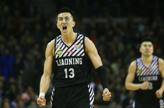 24岁新星必进中国男篮,一点比郭艾伦更出色