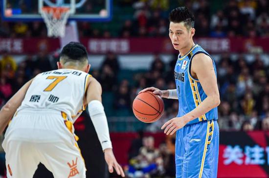 CBA又一人重伤!林书豪被嘲笑后大爆发