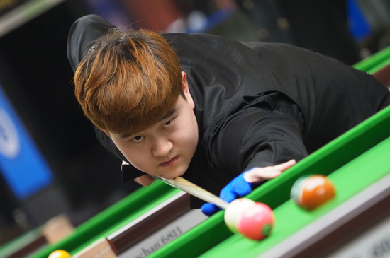 首次参战斩获32强 吴泽:大师赛是氛围最好的中式比赛_台球_新浪竞技