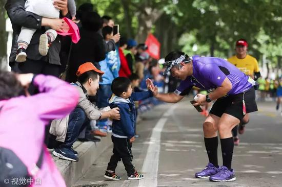 重庆时时彩群发软件计划群→→→加微信或QQ