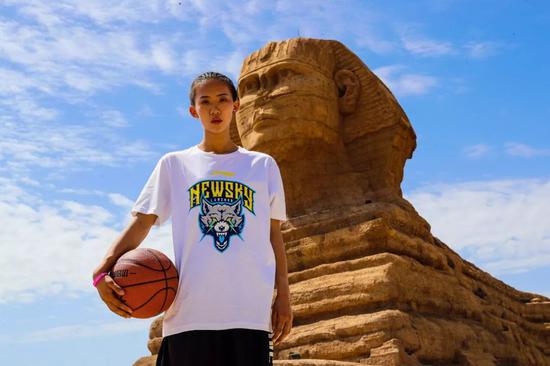 最强女球手艾林林!单挑韩潮彻底征服球迷!