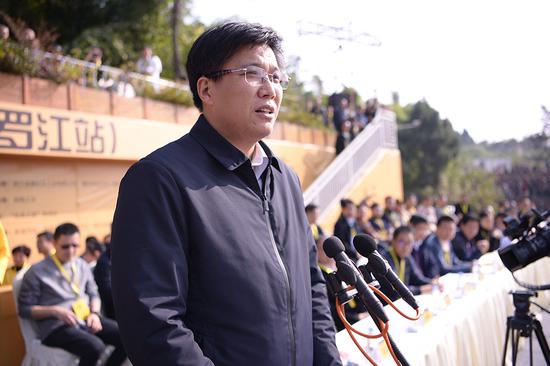 中共德阳市罗江区委副书记,区人民政府区长李栋