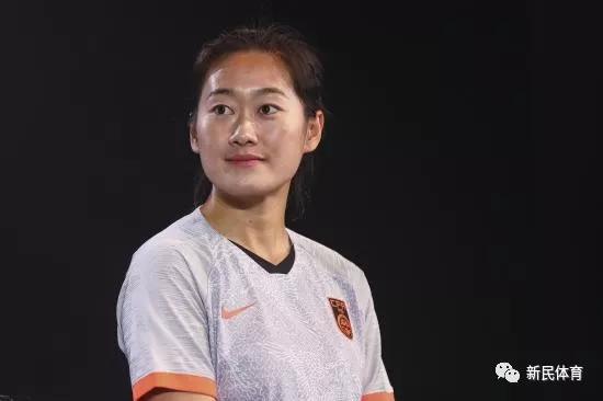 女足队长吴海燕 新民晚报记者 李铭珅 摄