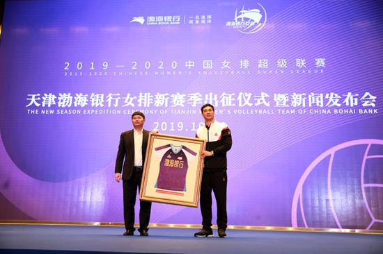 朱婷:天津女排具备冠军氛围 排超展中国女排风采