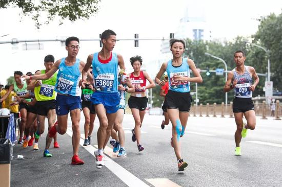 直播预告 北马倒计时1天 看直播赢豪华礼包 手机新浪网