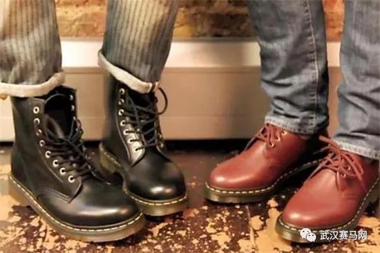 马上时尚 时髦俏皮的马丁靴了解一下 手机新浪网 马上时尚 时髦俏皮的马丁靴了解一下 手机新浪网