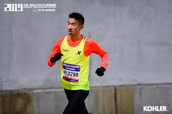 如何有效提高万米训练水平?附四周训练计划