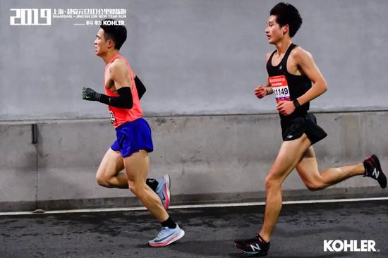 如何有效提高万米训练水平?附四周训练计划