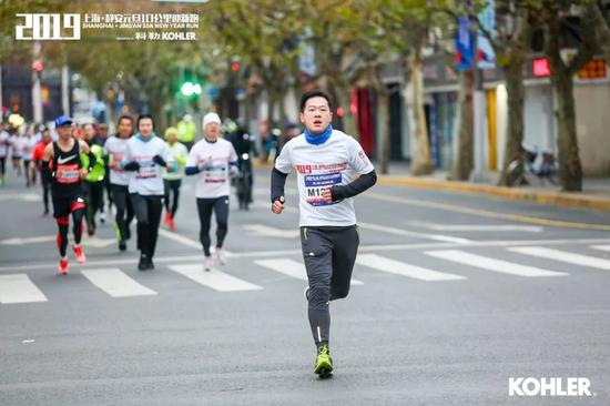 如何有效提高万米训练水平?附四周训练计划