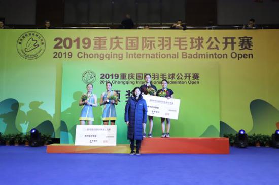 唐平阳/姜彬彬苦战胜出 重庆国际羽毛球公开赛加