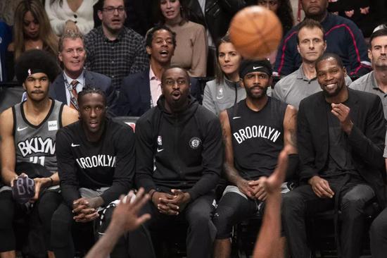 会议场的新主角，他的问题到底出在哪里！