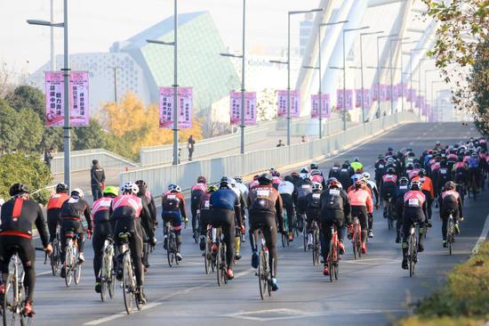 与传奇车手的零距离接触 百年环意走进上海