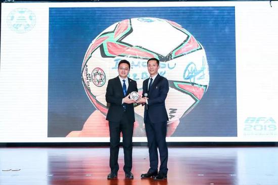 北京市足协裁委会工作总结会召开 实干为要笃定